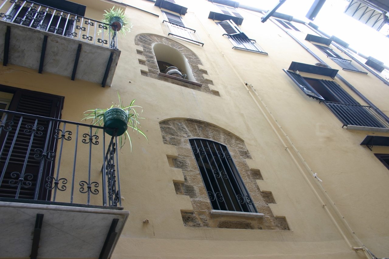 Cagliostro%27s%20birthplace%2C%20Palermo%20-%2005.jpg